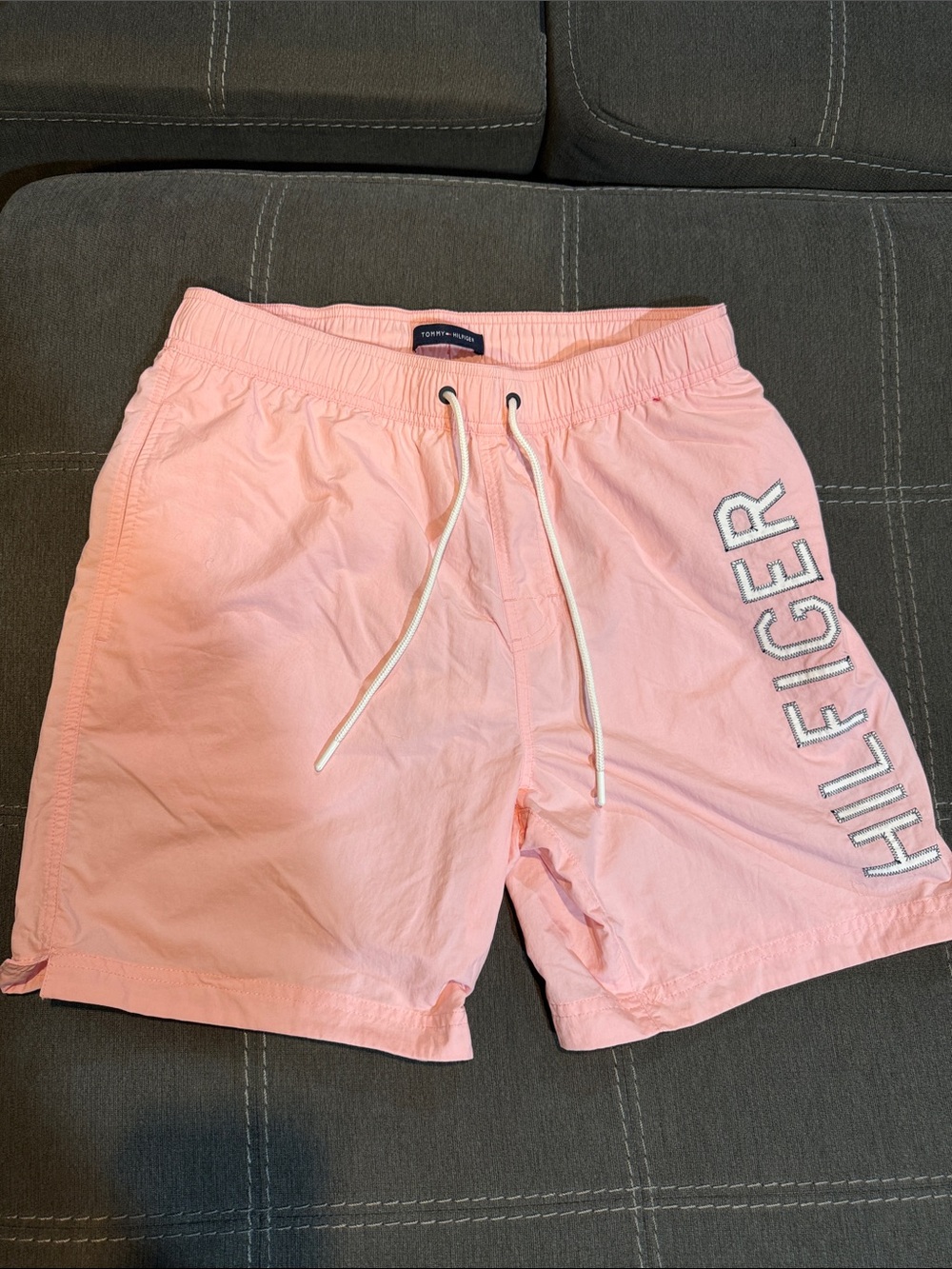 Tommy Hilfiger Men’s Light Pink Hybrid Shorts with Logo